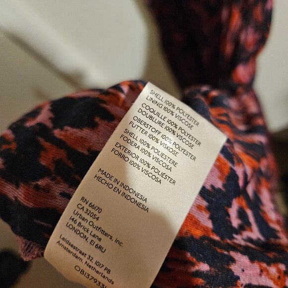 By Anthropologie V-Neck Printed Maxi Dress purple button front ruched size large - Picture 9 of 12